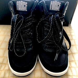 Women’s Nike dunk sky high wedge sneakers size 5.5